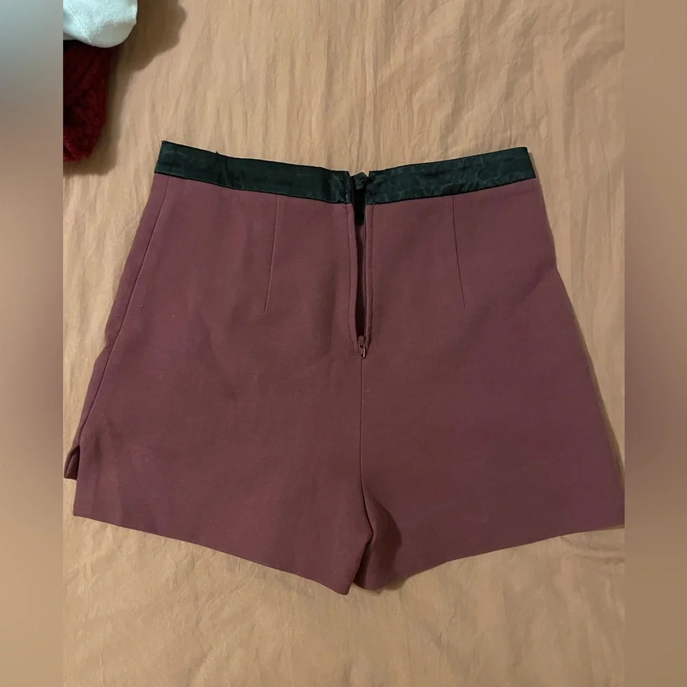 Short - Picture 3 of 6